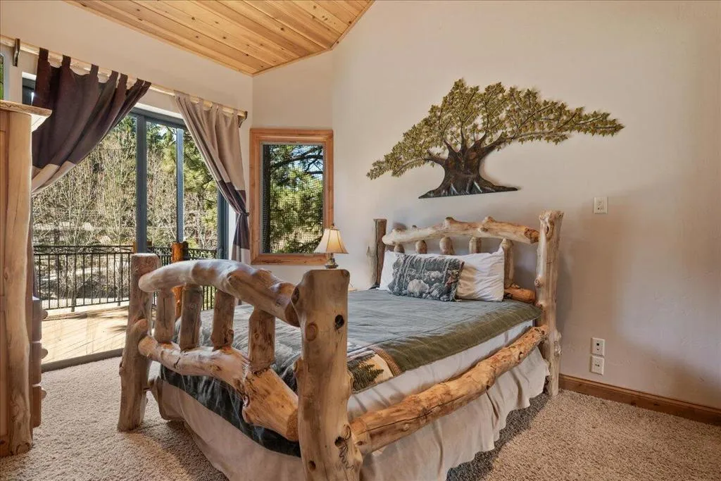 1215 Wolf Creek Court, Big Bear, California 92315 home-pic-34